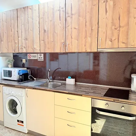 Center The Quiet Luxury 6 Lägenhet *