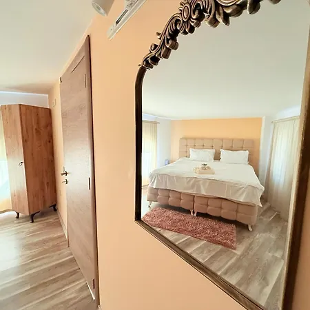 Lägenhet Center The Quiet Luxury 6 *